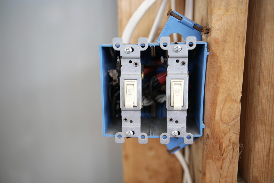 Light switch repair and wiring in Dayton OH home